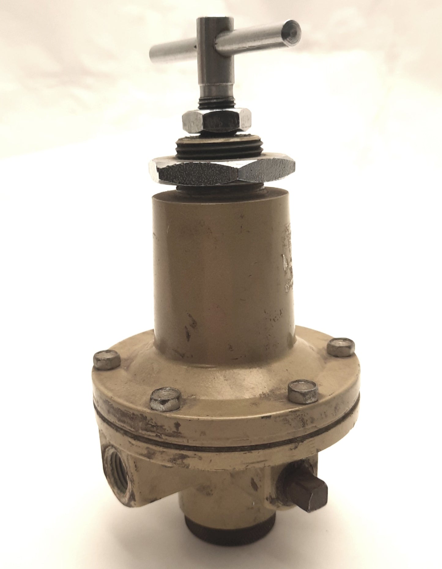Used CA Norgren 11-002-013 Precision Regulator 125Psi Outlet Max, 400Psi Max Inlet