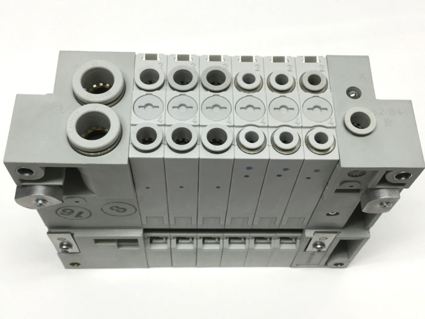 Used Rexroth LS04 D-Sub Manifold w/ 6x Solenoid Valves 5-Port 2-Position, 24VDC Coil