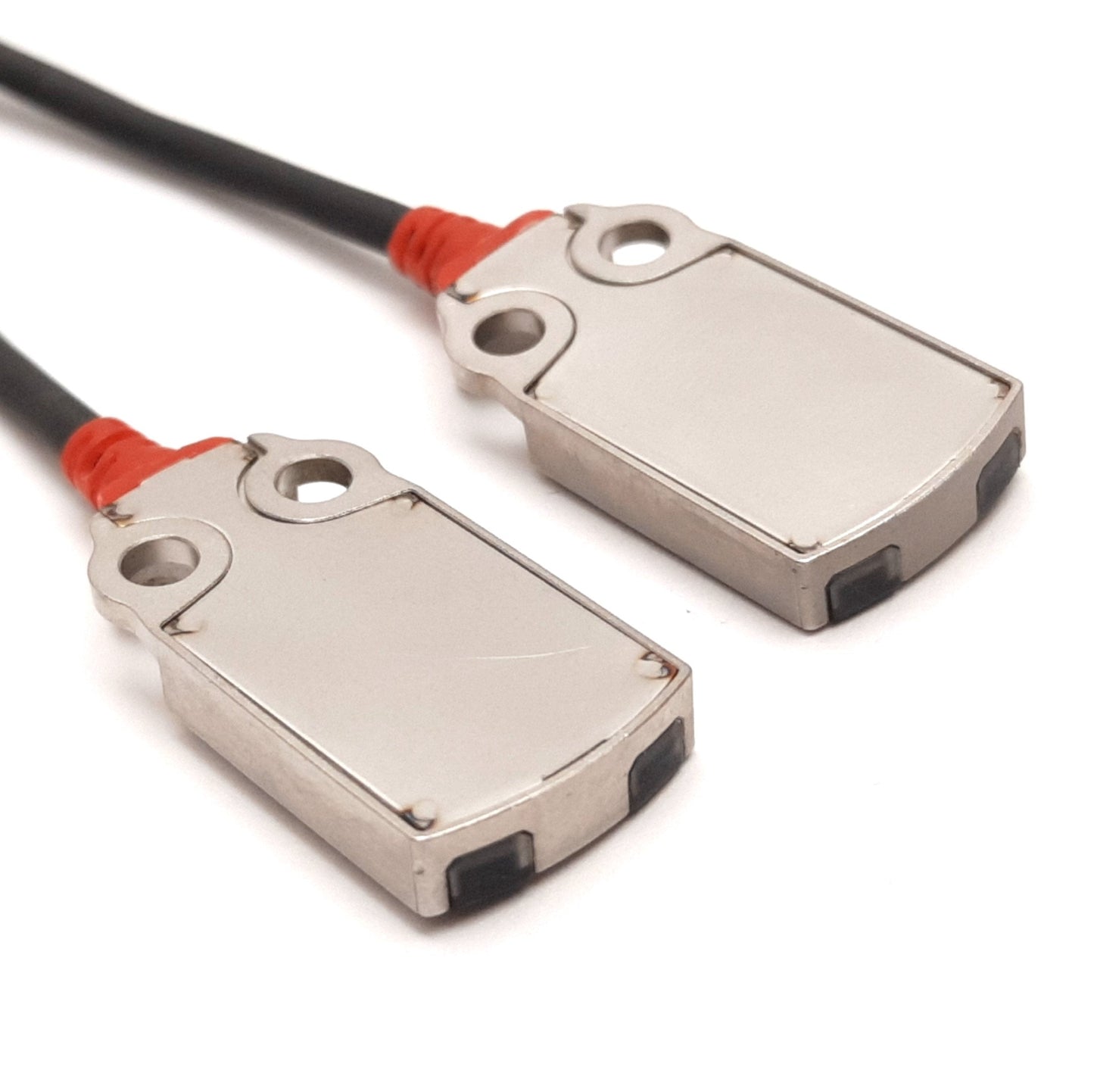Used Keyence PR-F51CP Photoelectric Sensor, Thrubeam 0.6m, 10-30VDC, PNP, 4-Pin M8