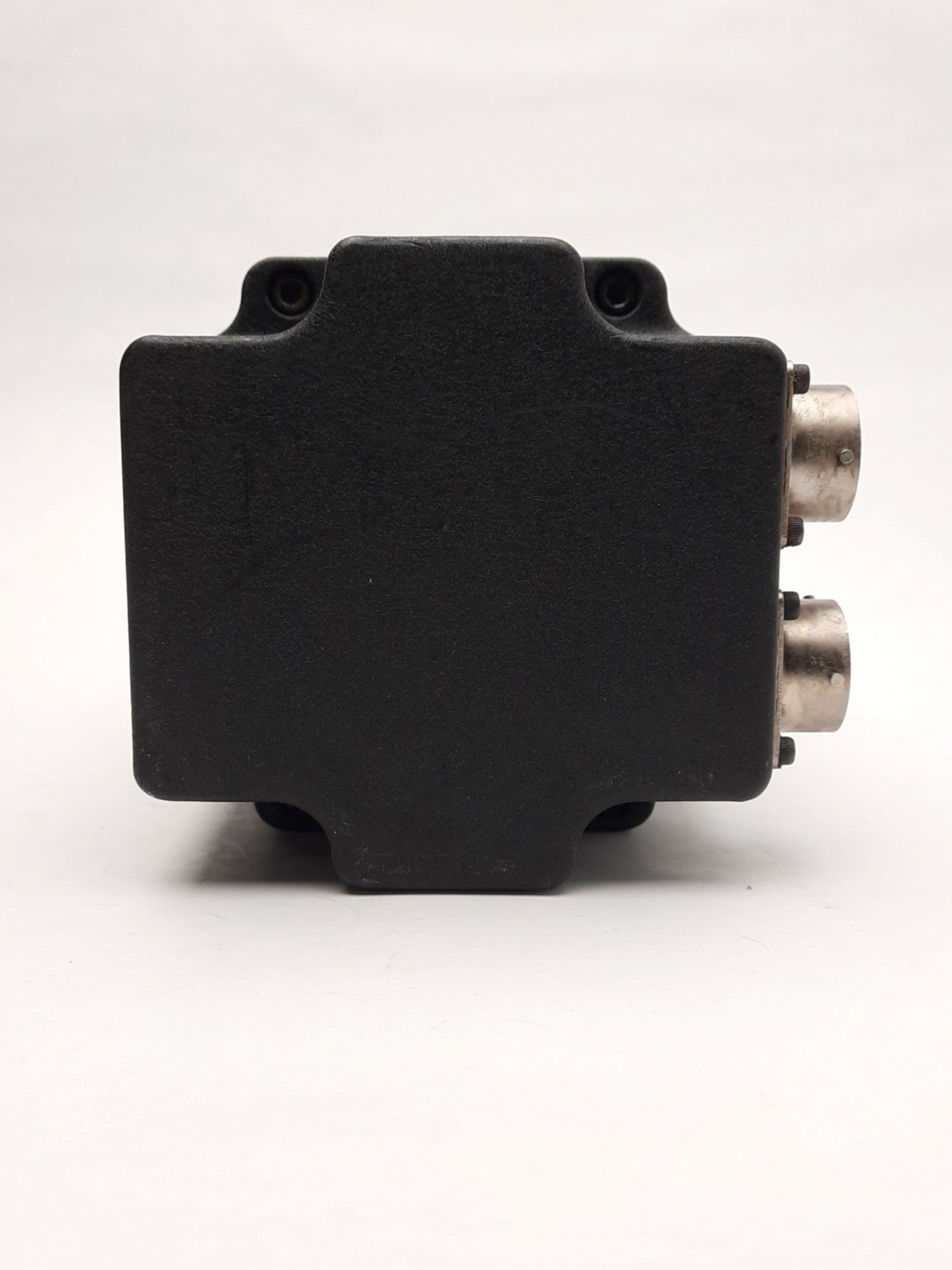 Used Allen Bradley N-4214-2-H00AA N-Series Servo Motor, 230VAC, 14LB-IN, 2000PPR