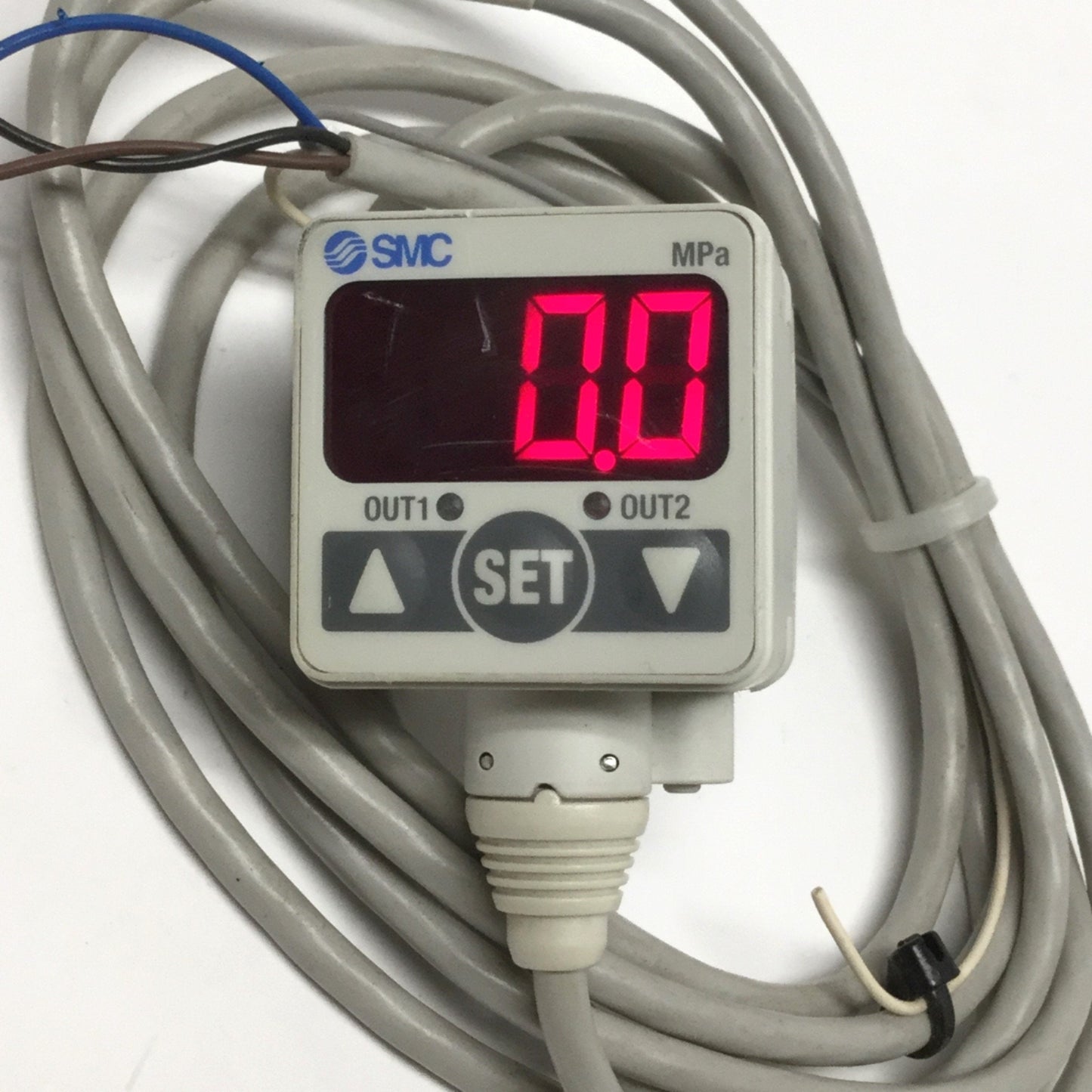 Used SMC ISE40-01-62L Digital Pressure Switch -0.1 to 1.0MPa, 12-24VDC, PNP, 1/8" NPT