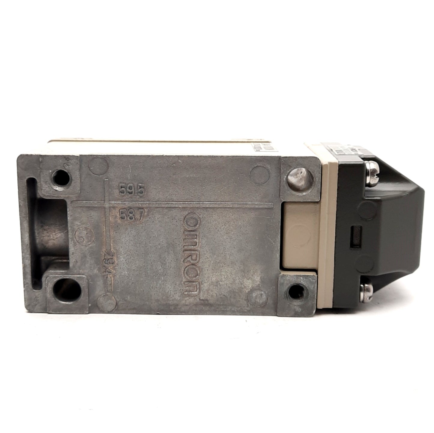 New Omron D4A-1103N Limit Switch, SPDT Double Break 600V 10A Contact, Side Rotary