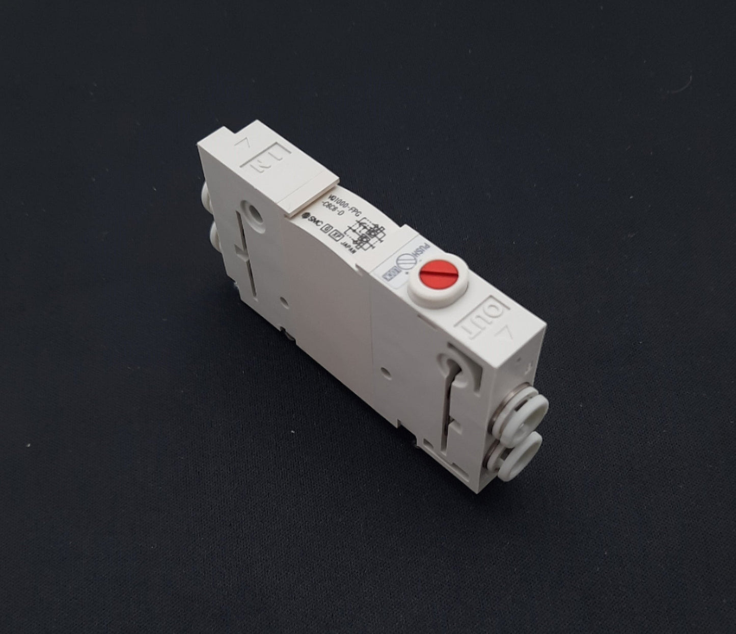 New SMC VQ1000-FPG-C6C6-D Check Block Solenoid Valve 0.1-0.7MPA 12-24VDC 100-220VAC