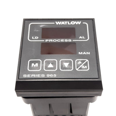 Used Watlow 965A-1DD0-0000 Temperature Controller, Thermocouple Input, Relay Outputs