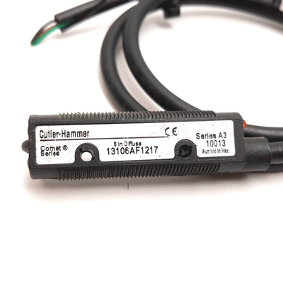 Used Cutler Hammer 13106AF1217 Photoelectric Sensor, 8" Range, 10-30VDC, PNP/NPN Out
