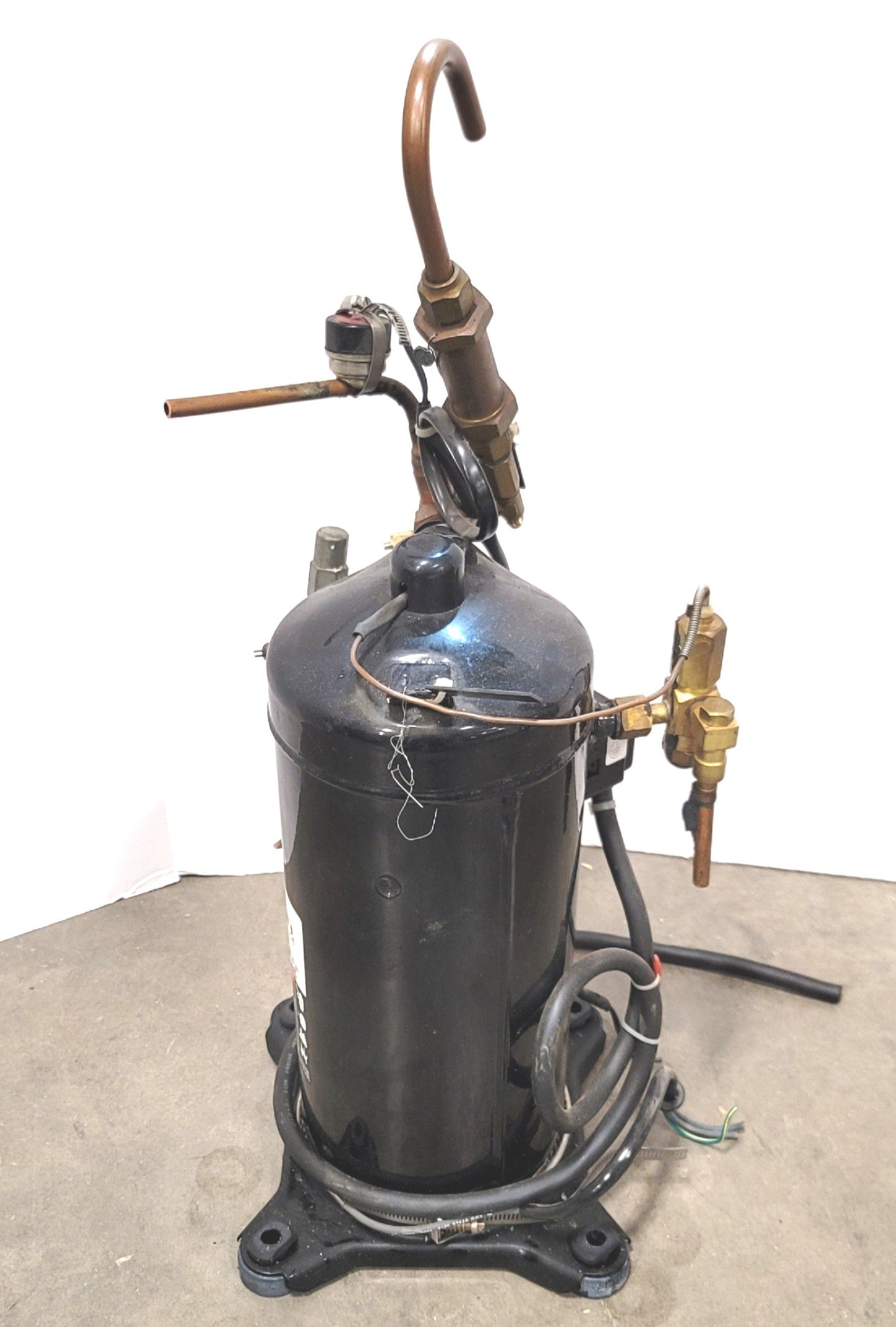 Used Emerson ZF09K4E-TFD-556 Copeland Low Temperature Scroll Compressor 3HP, 460VAC