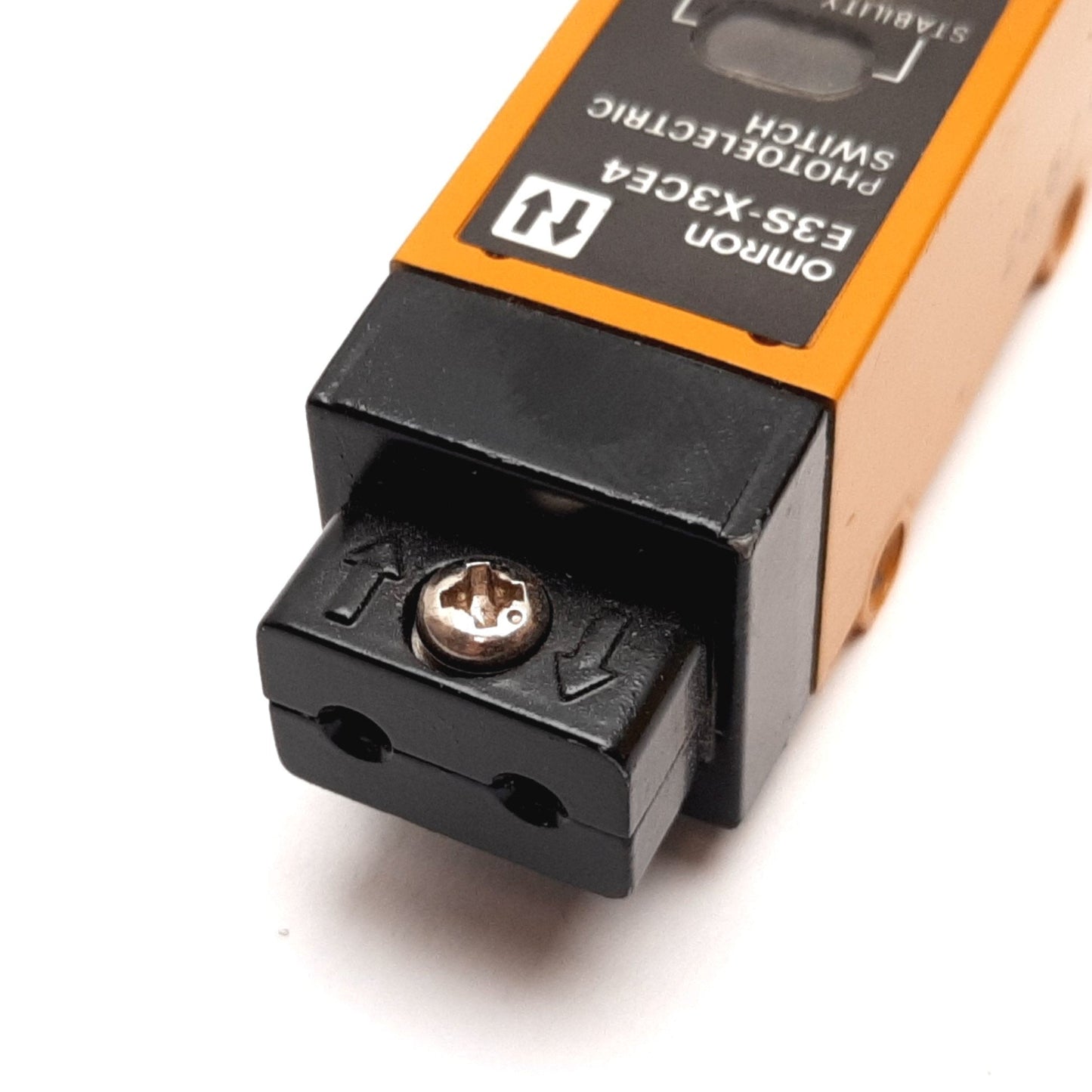Used Omron E3S-X3CE4 Photoelectric Sensor, Supply: 12-24VDC, Output: NPN 80mA