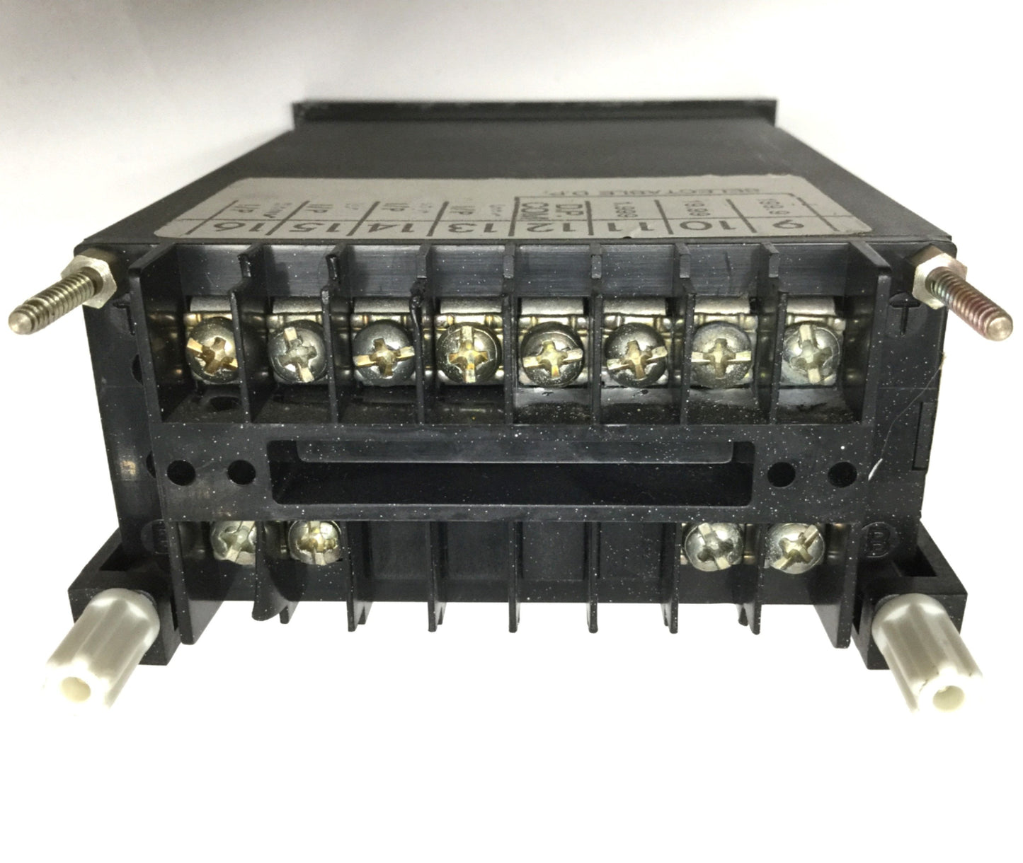 Used Crompton 262-DDR LED Digital Panel Voltage Meter 50mV-600VDC Range, 120VAC 60Hz