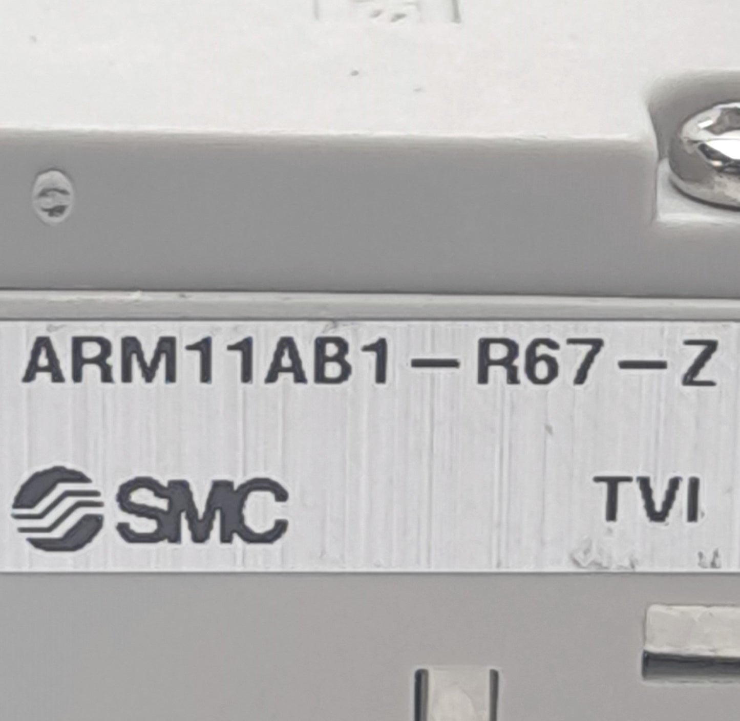 New SMC ARM11AB1-R67-Z Compact Manifold Regulator, ø1/4 Elbow Fitting, 0.05-0.7MPa