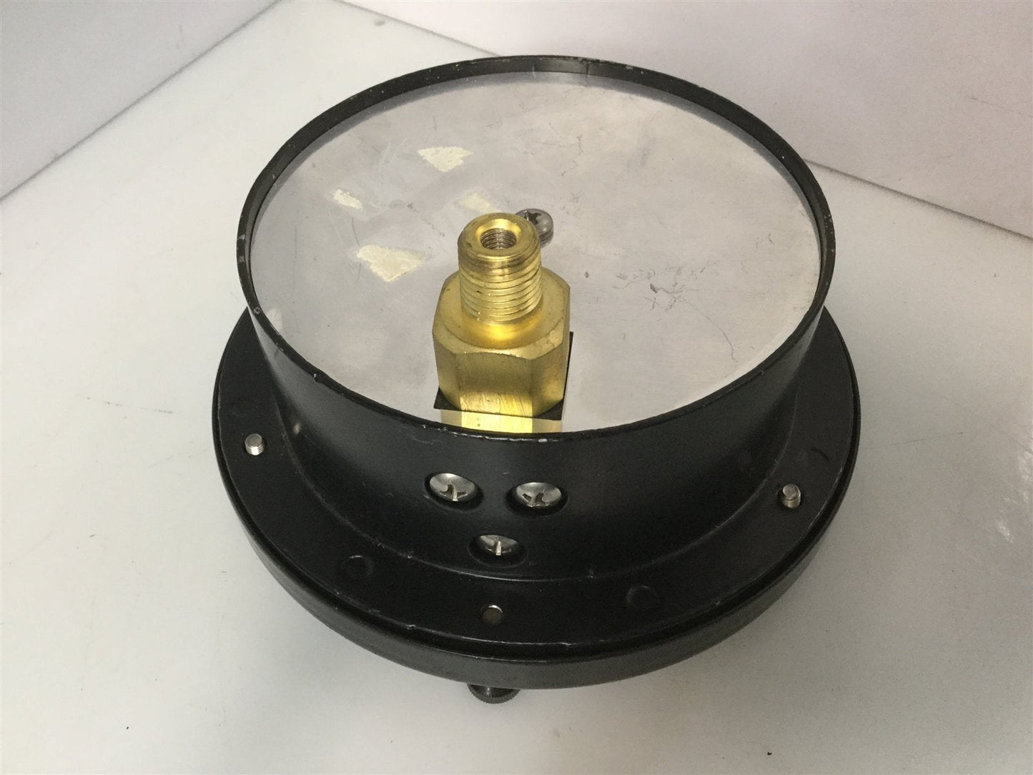 Used USG Test Gauge/Gage 0-600 PSI Dial: 4"Dia Housing: 6" Dia, Back Port: 1/4" NPT