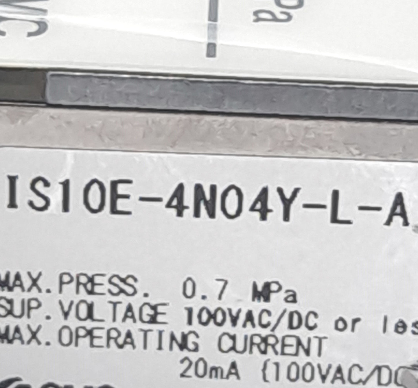New SMC IS10E-4N04Y-L-A Y40E-A Pressure Switch with Piping Adapter 1/2" NPT, 20mA