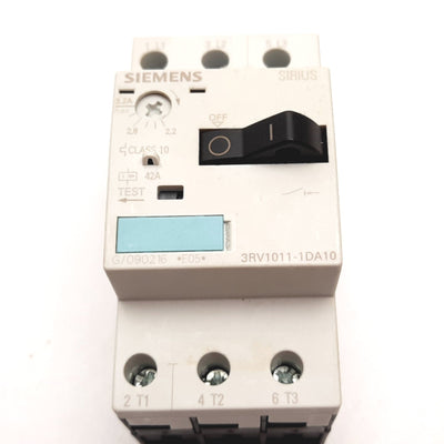 Used Siemens 3RV1011-1DA10 Manual Motor Starter, 3-Pole, 2.2-3.2A, 600VAC, DIN Rail