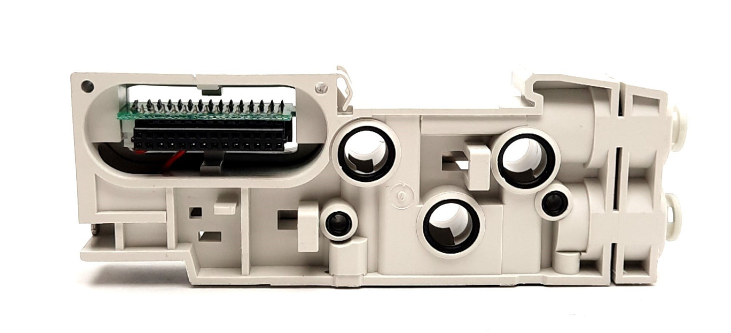 New – Open box SMC SV2000-50-4A-C6 Manifold Block For SV2000 Manifold,l 6mm Fitting, 5-Ports