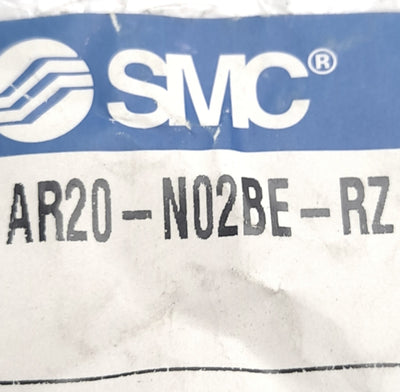 New SMC AR20-N02E-RZ AR20P-270AS Regulator With 150 PSI Gauge, 1/4" NPT, 7-125 Psi
