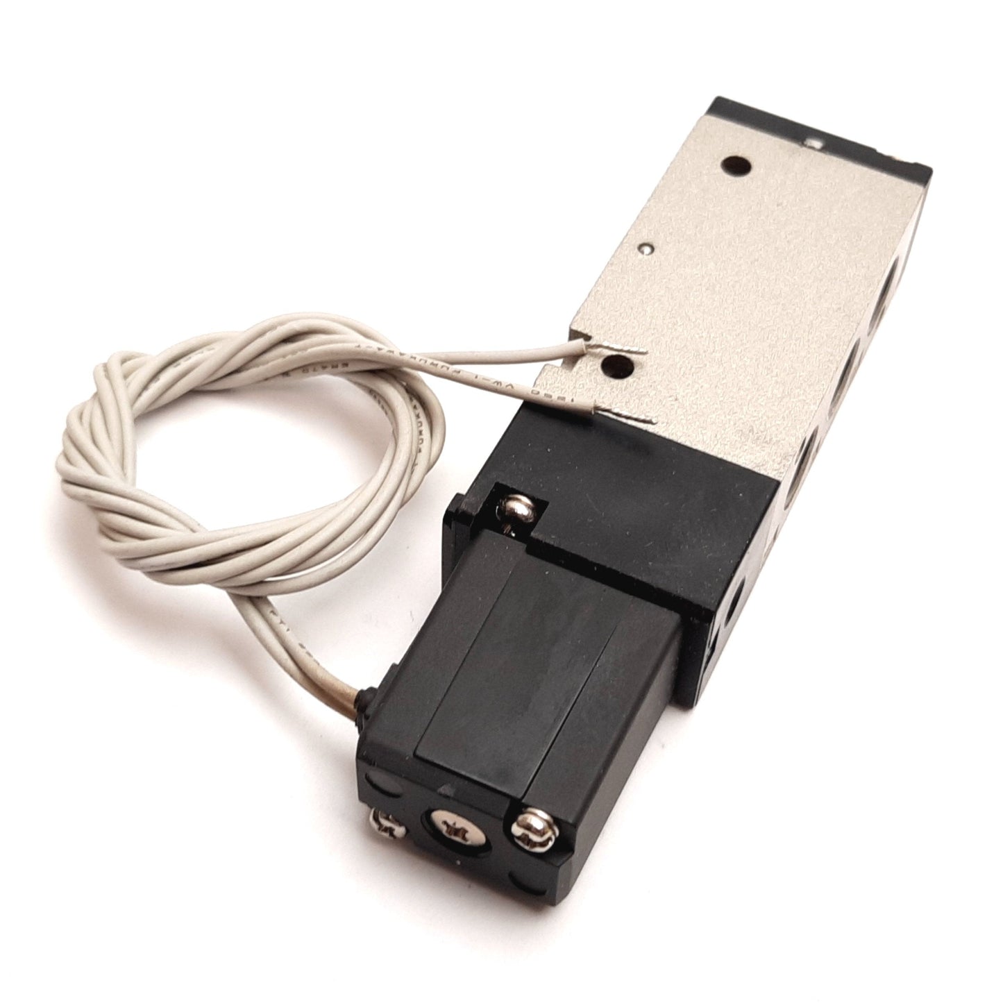 Used SMC NVZ5120-3H-01T Solenoid Valve, 2-Position 5-Port, Coil: 110VAC, 0.15-0.7MPa