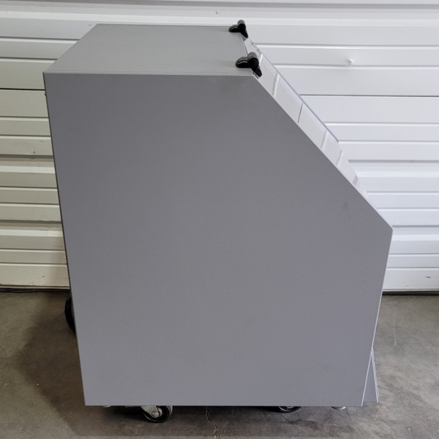 Used VWR Shel Lab Model 1570 Signature Benchtop Shaking Incubator 120VAC 60°C 3.3CuFt