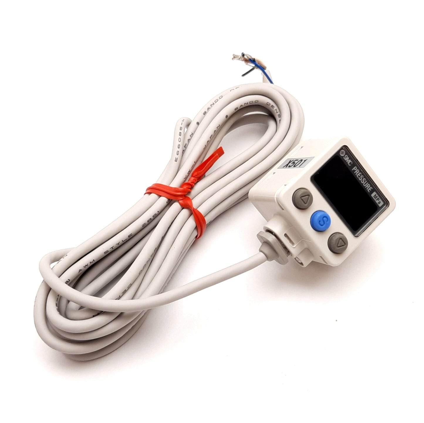 New SMC ISE40A-N01-R-X501 Digital Pressure Switch -0.1 to 1.0MPa, 12-24VDC, 1/8" NPT