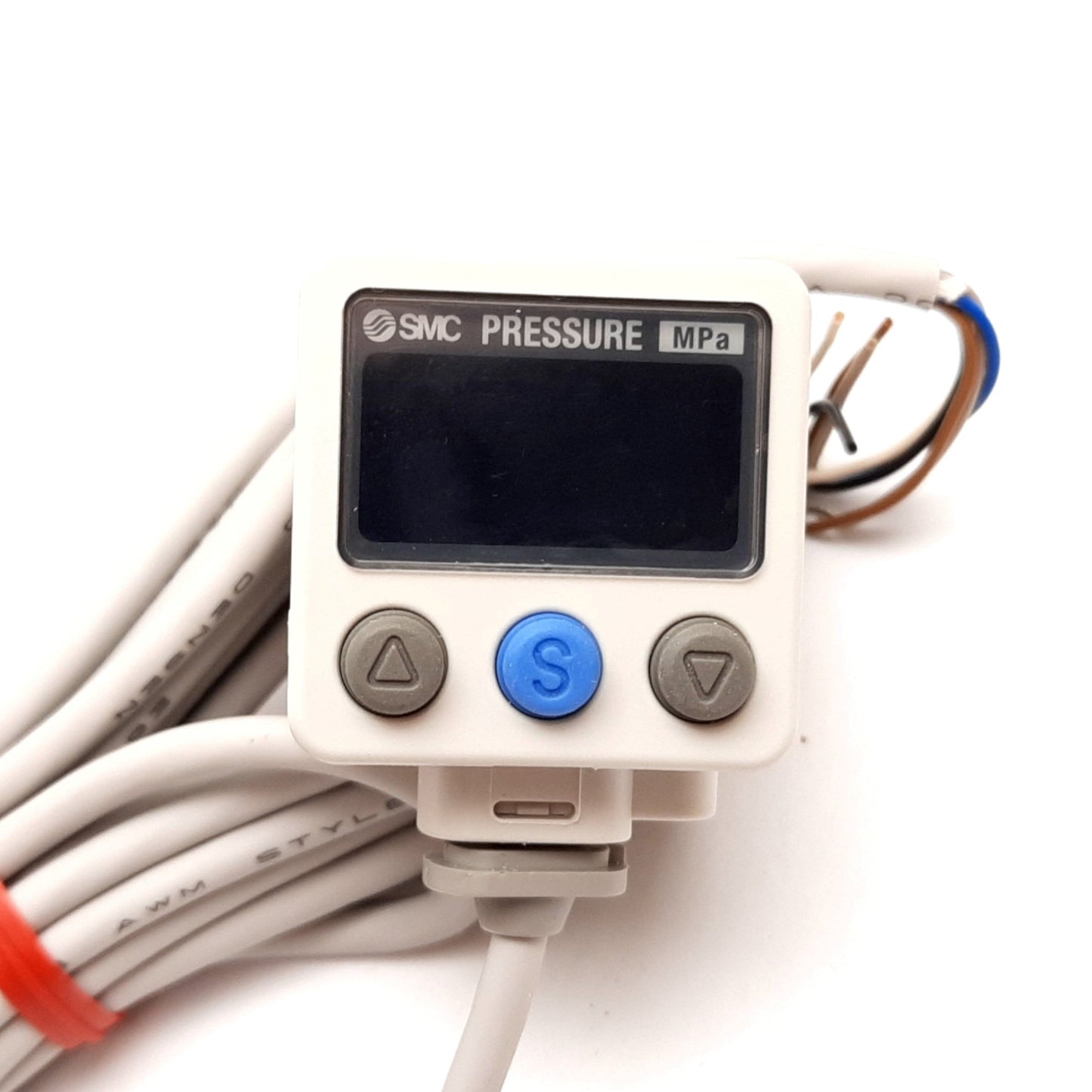 New SMC ISE40A-N01-R-X501 Digital Pressure Switch -0.1 to 1.0MPa, 12-24VDC, 1/8" NPT