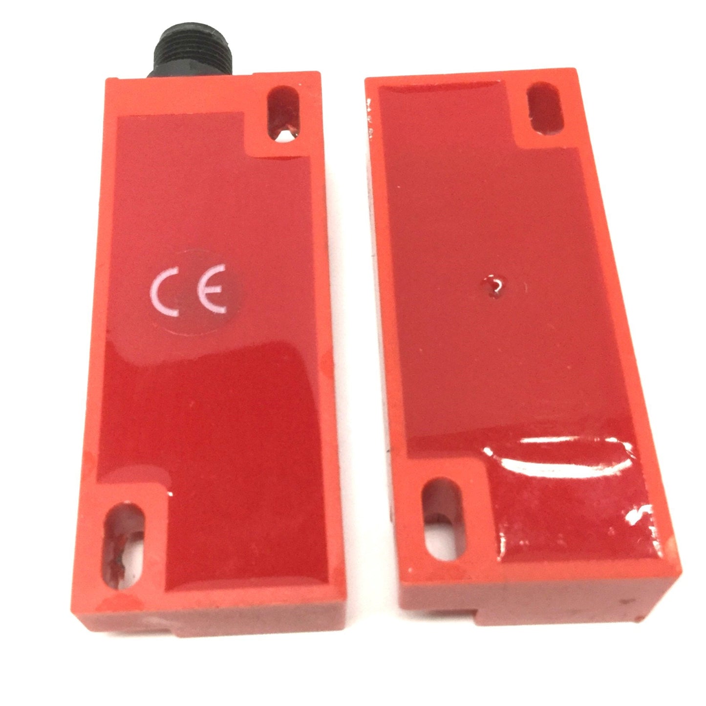 Used Allen Bradley 440N-G02093 Ferrogard Magnetic Non-Contact Interlock Safety Switch