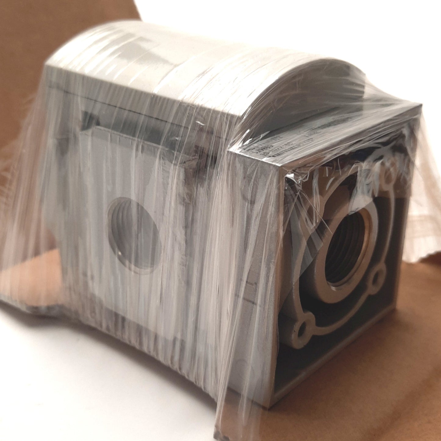 New Festo MS6-FRM-1/2 Branching Module G1/2" Female Thread & Cover Plate, 2MPa Max