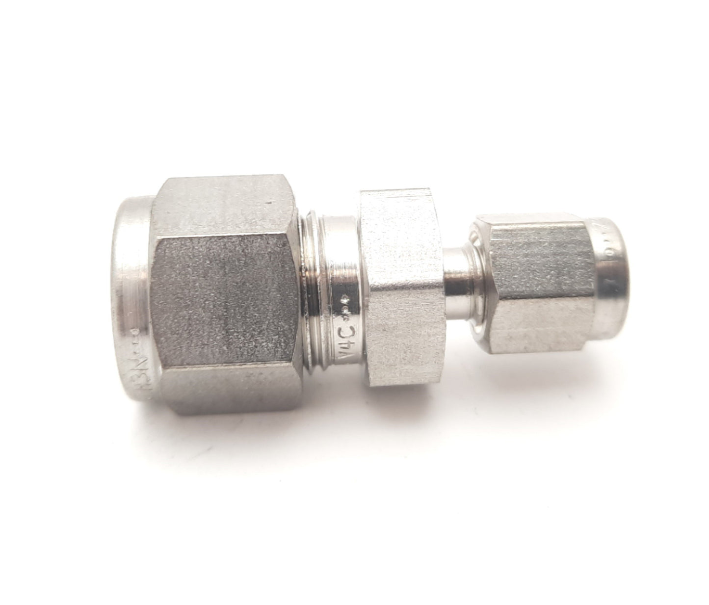 New Lot of 10 Swagelok SS-600-6-2 Tube Fitting reducing Union 3/8" x 1/8"