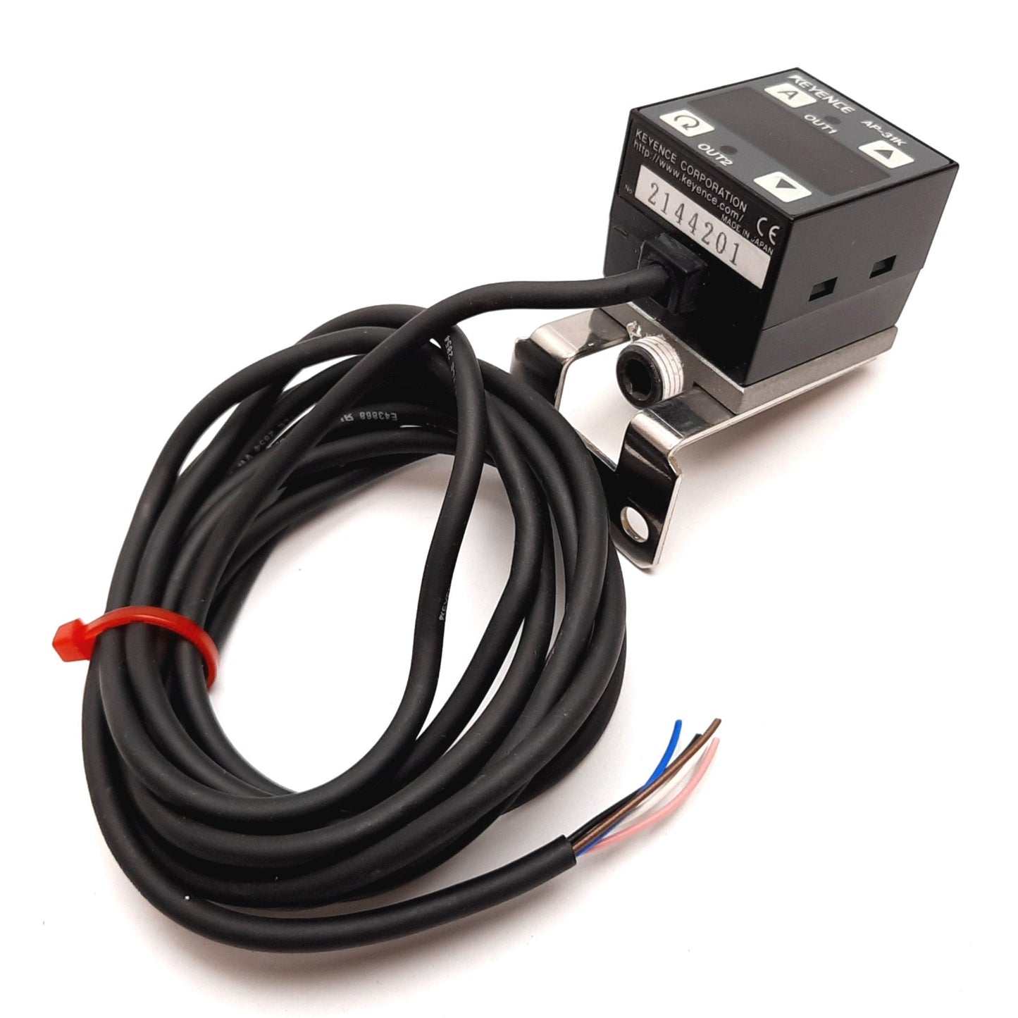 Used Keyence AP-31K Air Pressure Sensor, 12-24VDC, Negative-Pressure -101.3kPa, NPN