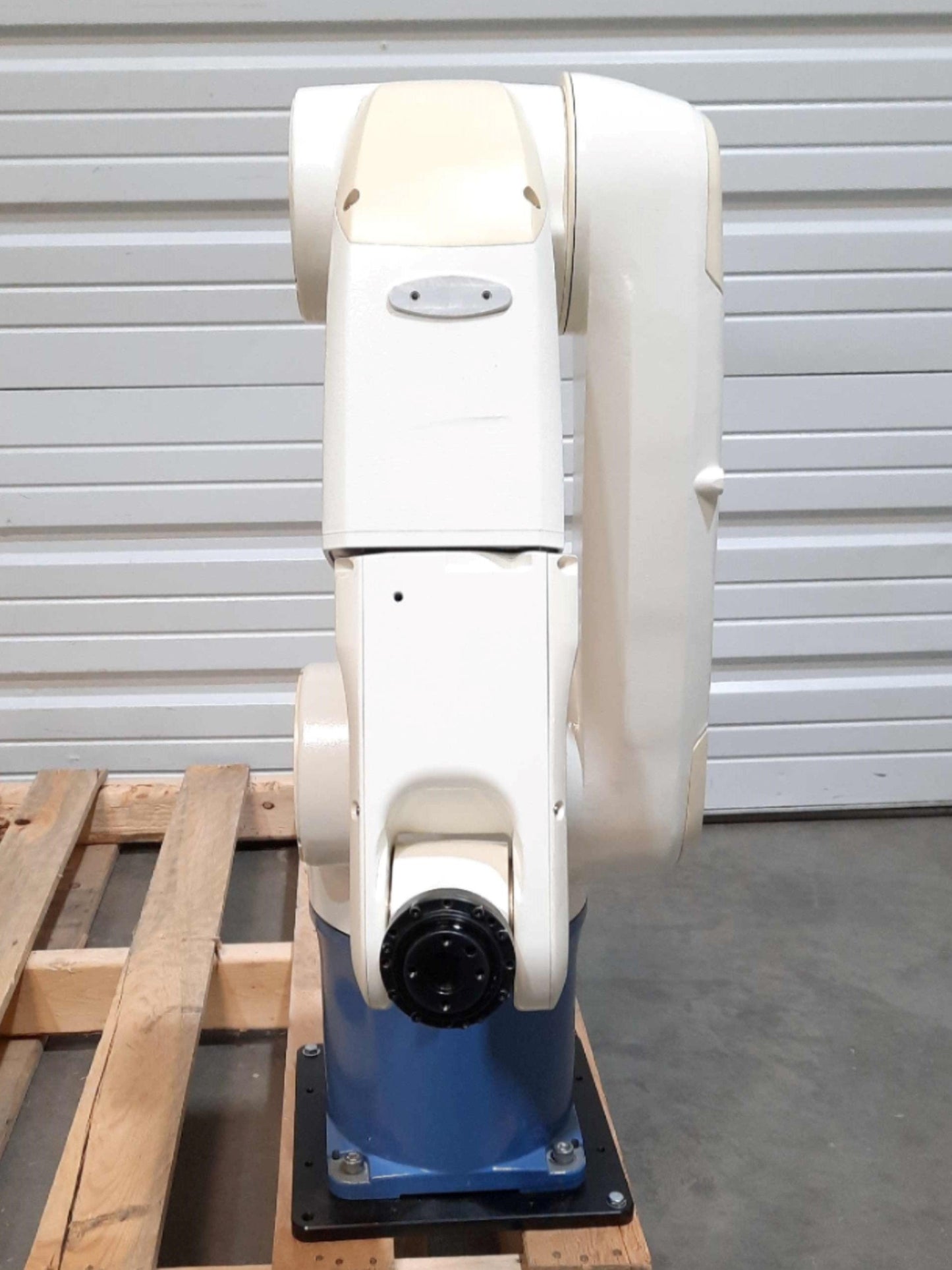 Used DENSO VS-6577E & RC5 Six Axis Robot System 7kg Load 770mm Reach 7600mm/s 230VAC
