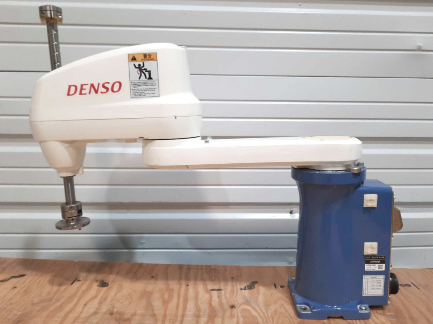 Used DENSO HS-45552EM & RC5 SCARA Robot System 5kg Load 550mm Reach 7100mm/s 230VAC