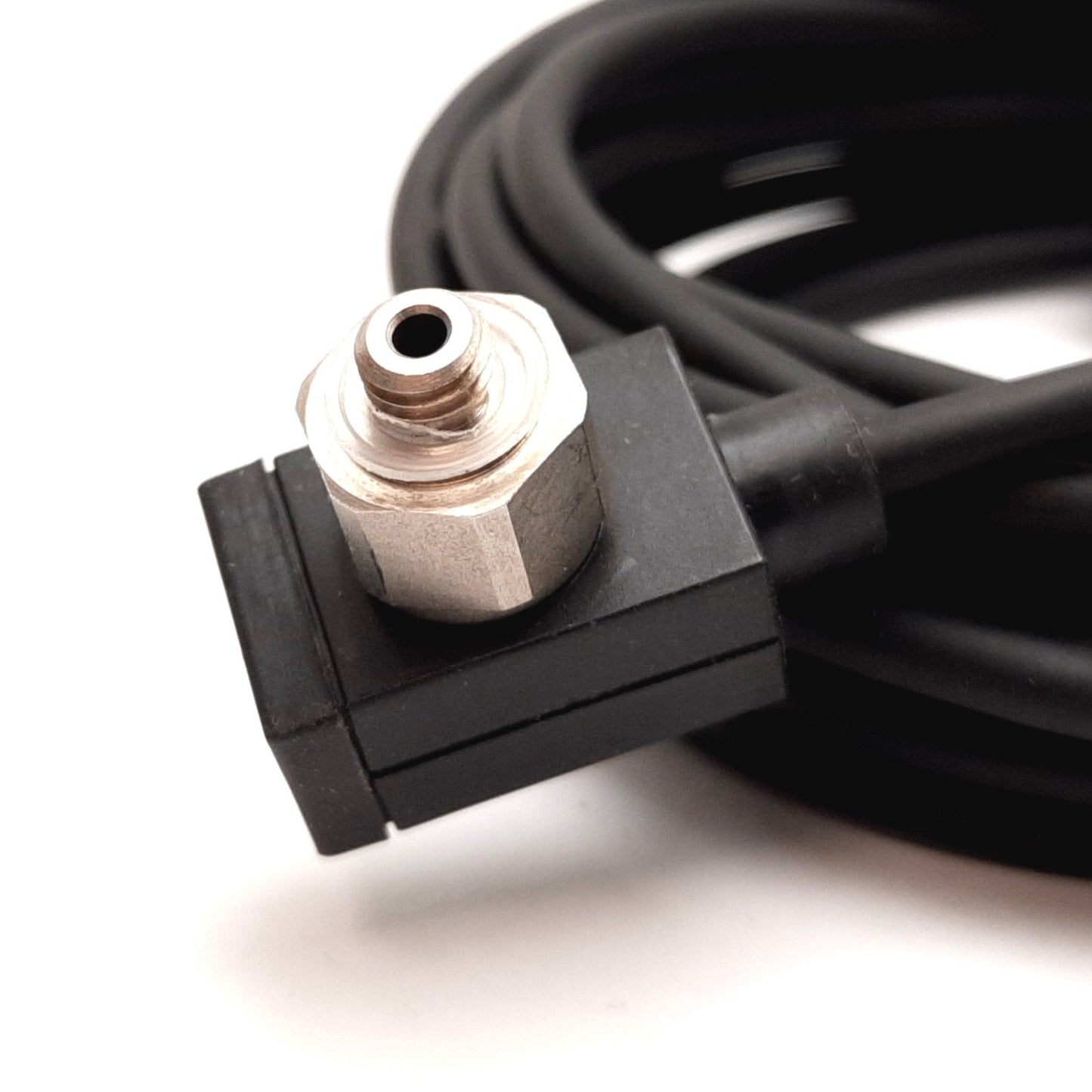 New Other Keyence AP-41 Pressure Sensor Head, Rating: 0 to -101.3kPa, Connection: M5x0.8