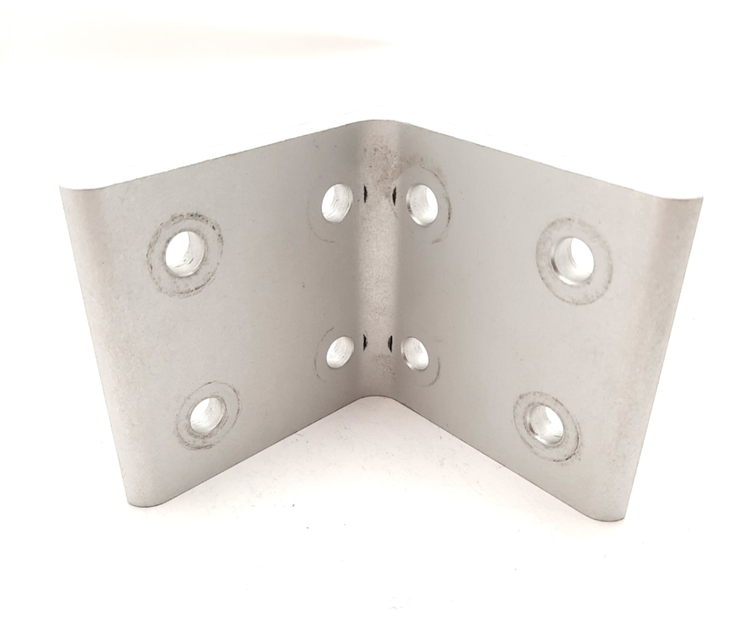Used Lot of 4 80/20 4304 Aluminum Inside 90° Corner Brackets, 8-Hole, 15 Series