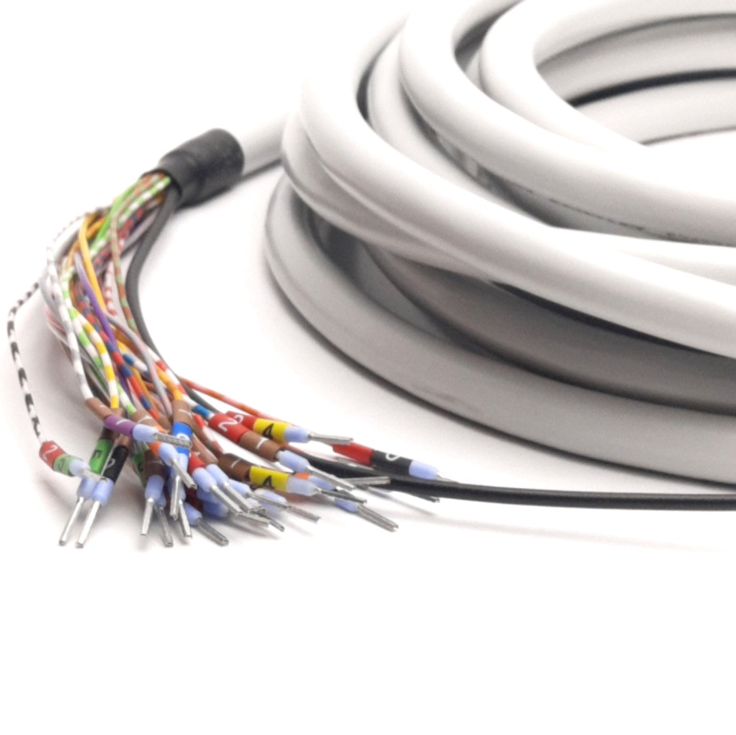 New Phoenix Contact 2926564 D-Sub 25 Connector Cable, Male, 6m, 30 VAC/60 VDC 2 Amps