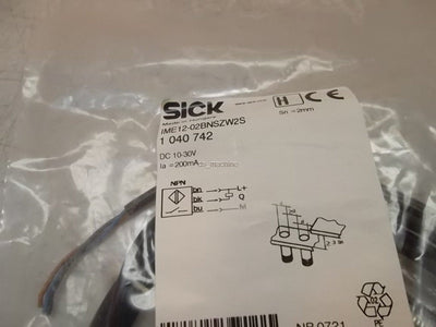 New Sick IME12-02BNSZW2S Proximity Sensor 10-30VDC