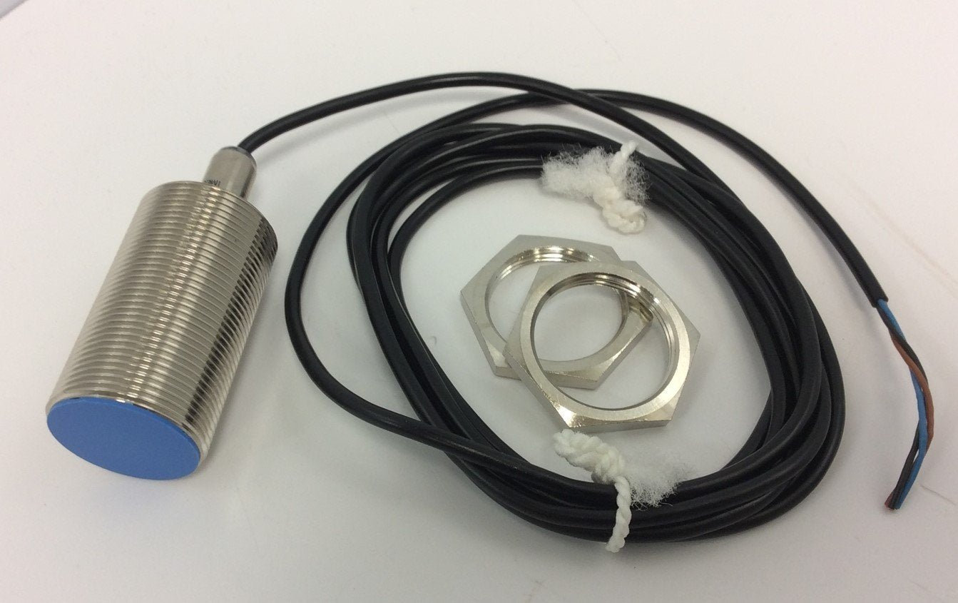 New Sick IME30-10BPSZW2S Proximity Sensor 10-30VDC
