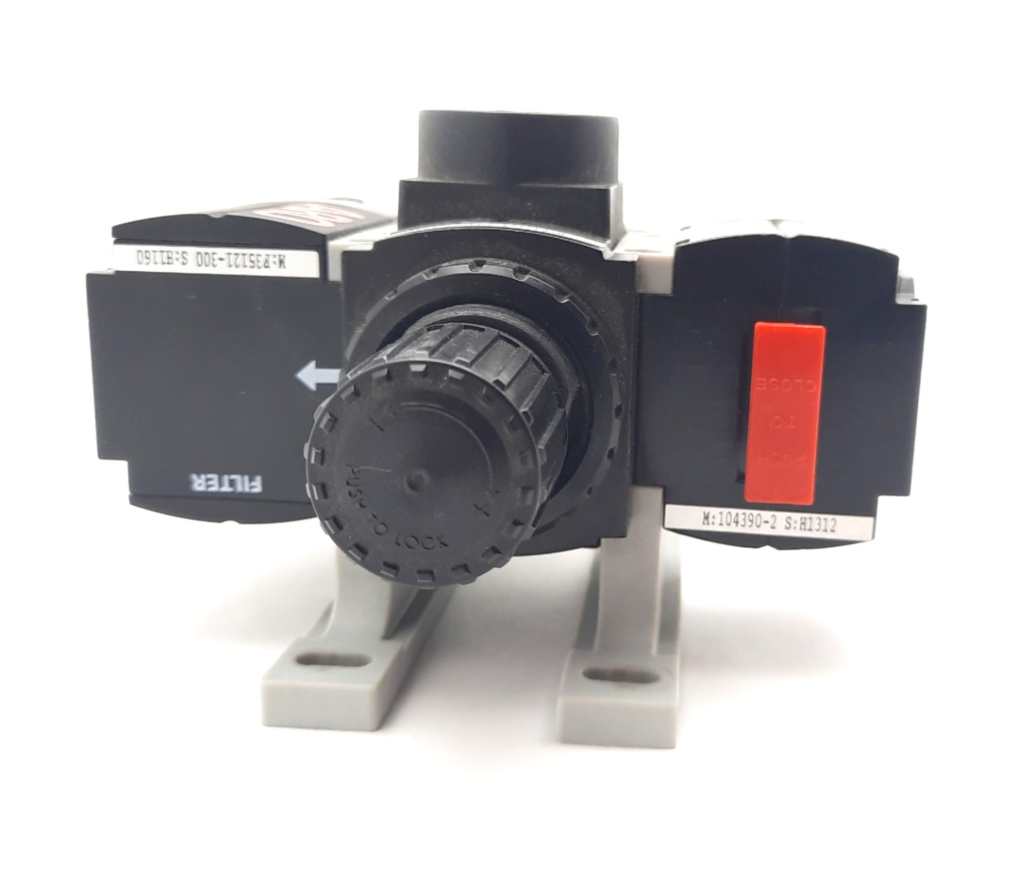 Used ARO P39124-600 Piggyback Filter Regulator, Filter And Lockout Valve 1/4" 0-30psi