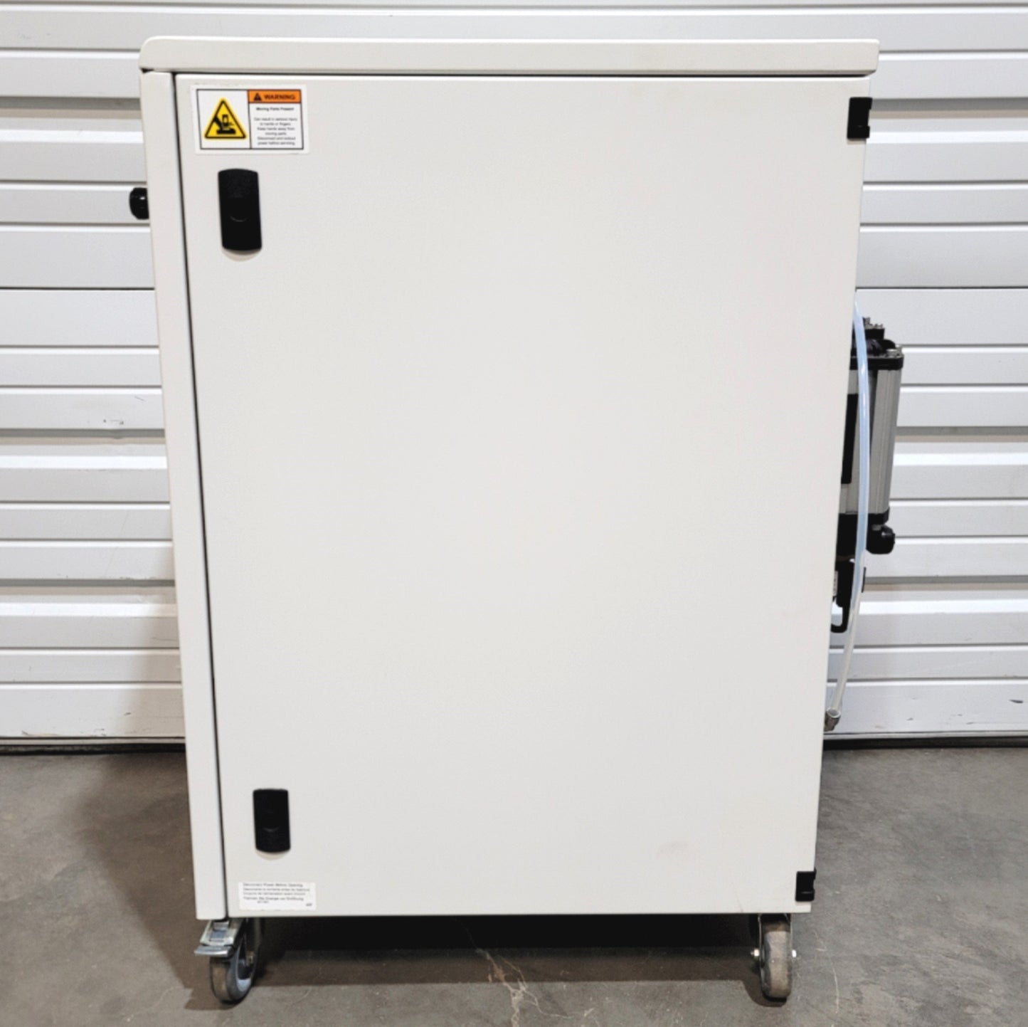 Used JUN-AIR OF1201-25MQ2 Oil Less Rocking Piston Laboratory Compressor 230VAC 6CFM