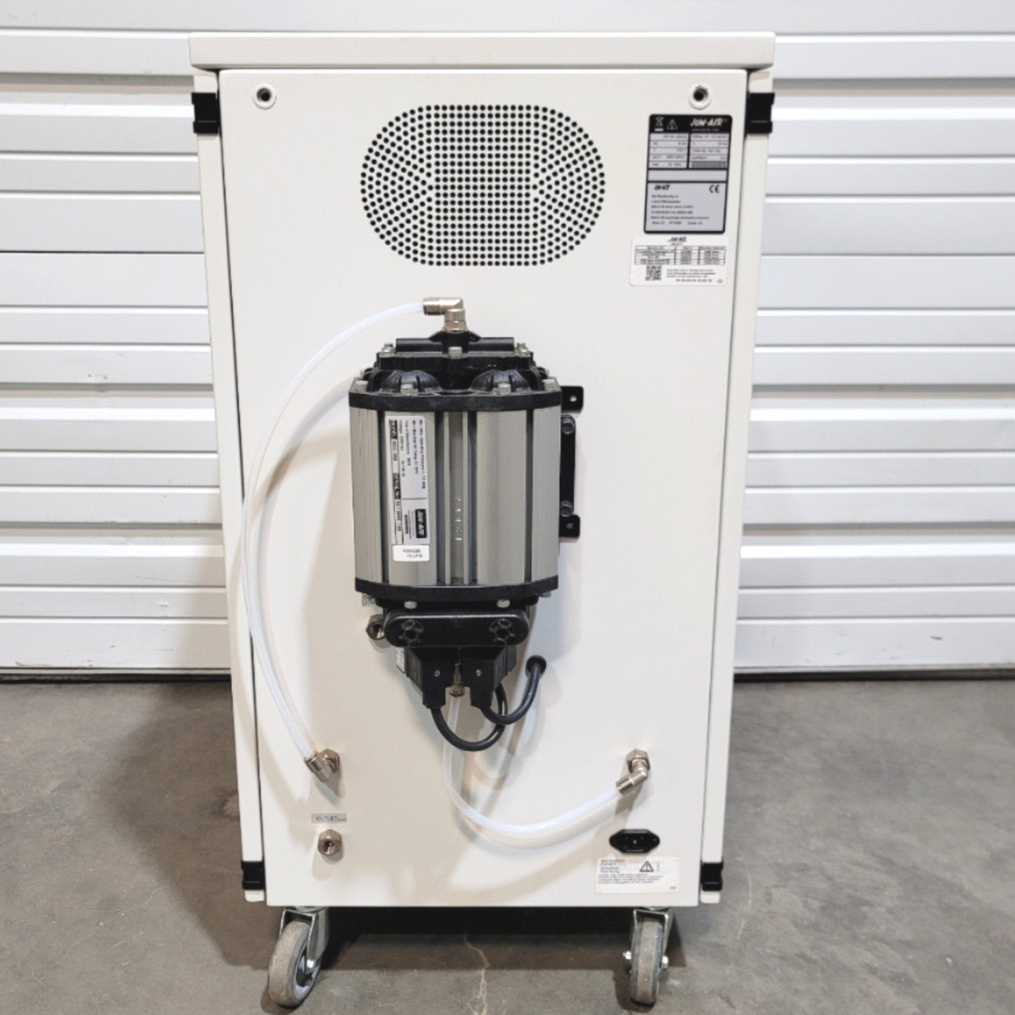 Used JUN-AIR OF1201-25MQ2 Oil Less Rocking Piston Laboratory Compressor 230VAC 6CFM