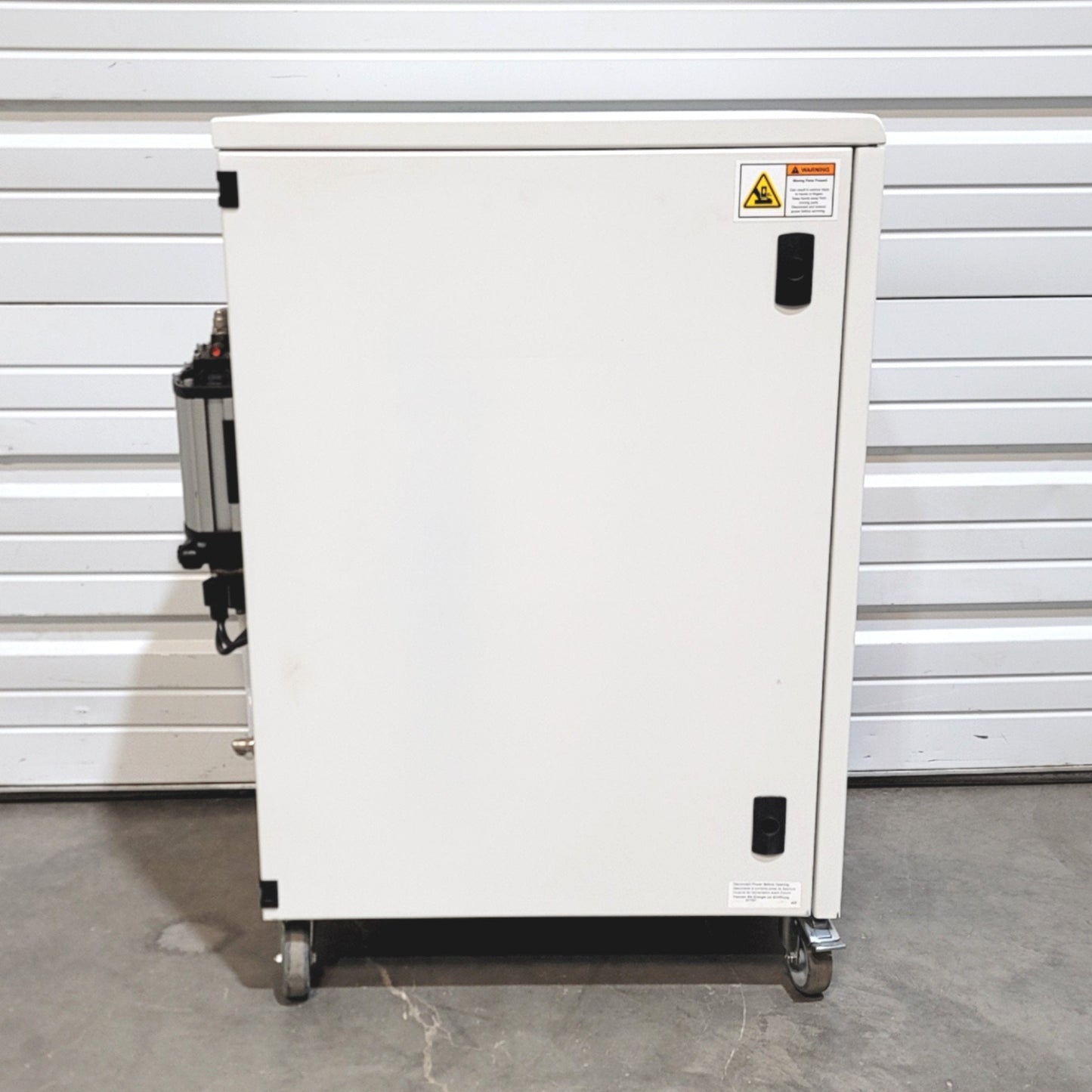 Used JUN-AIR OF1201-25MQ2 Oil Less Rocking Piston Laboratory Compressor 230VAC 6CFM