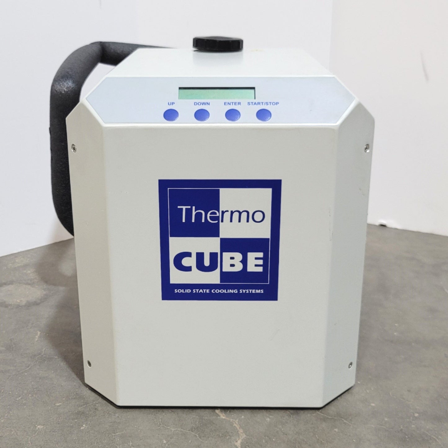 Used Solid State Cooling ThermoCube Cooling System 300W 5-50°C 2 liter/min 115-230VAC