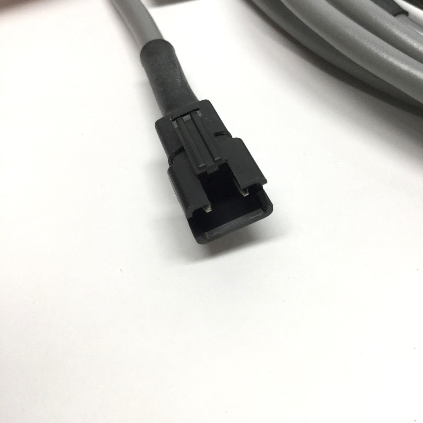 New Other CCS FCB-W-5 Extension Cable Control Unit to 2-Branch LED 24V, 5m, 3-Pin SM