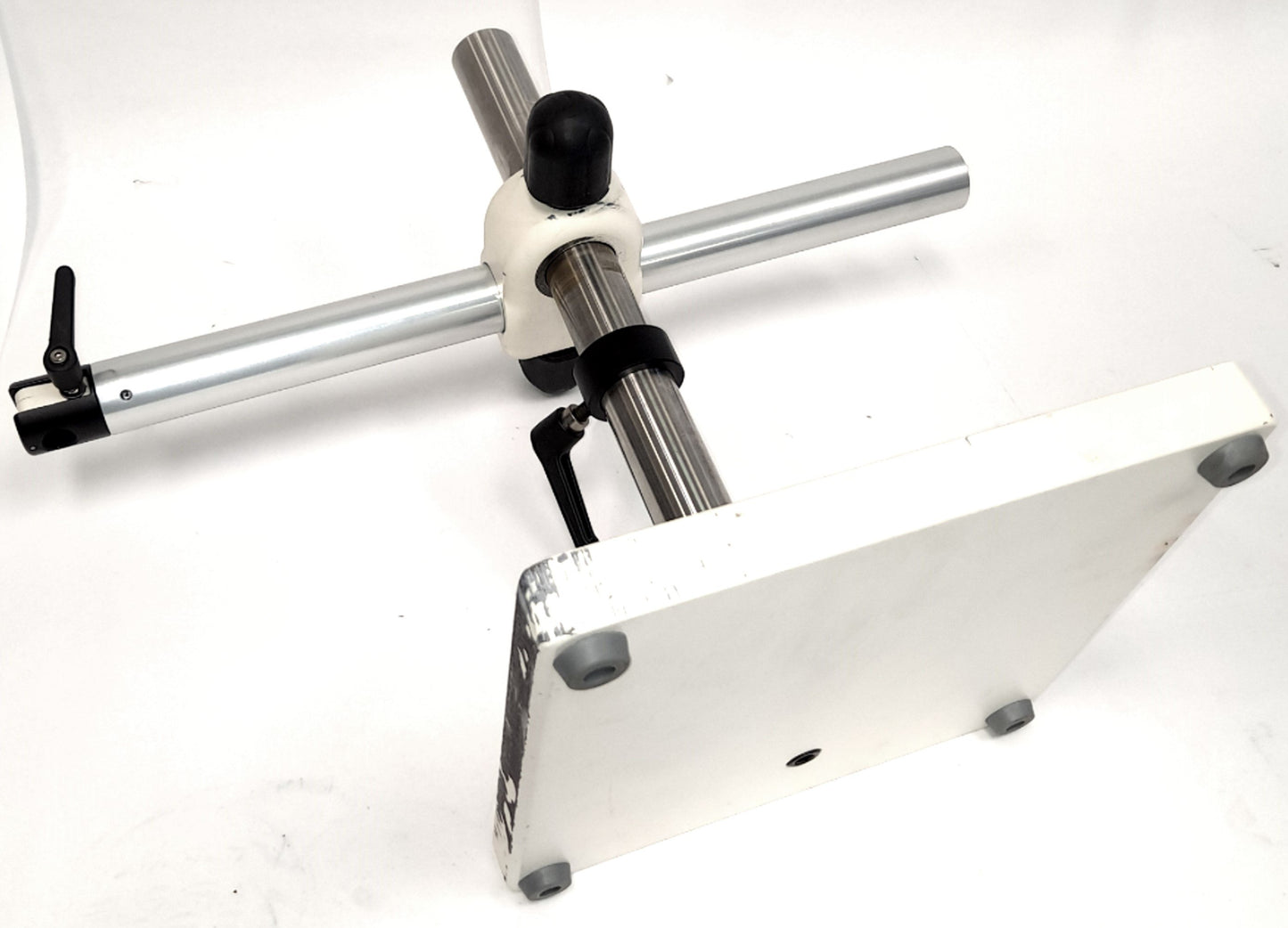 Used Diagnostic Instruments 30020 Boom Stand, 5/8" Mounting Socket, 20.5" Arm