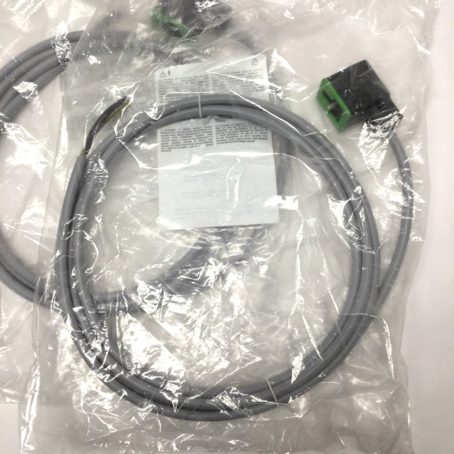 New Lot of 2 Murr 7000-10081-2160200 Cable Cordset, MSUD Valve Plug Form B 10mm, 2m