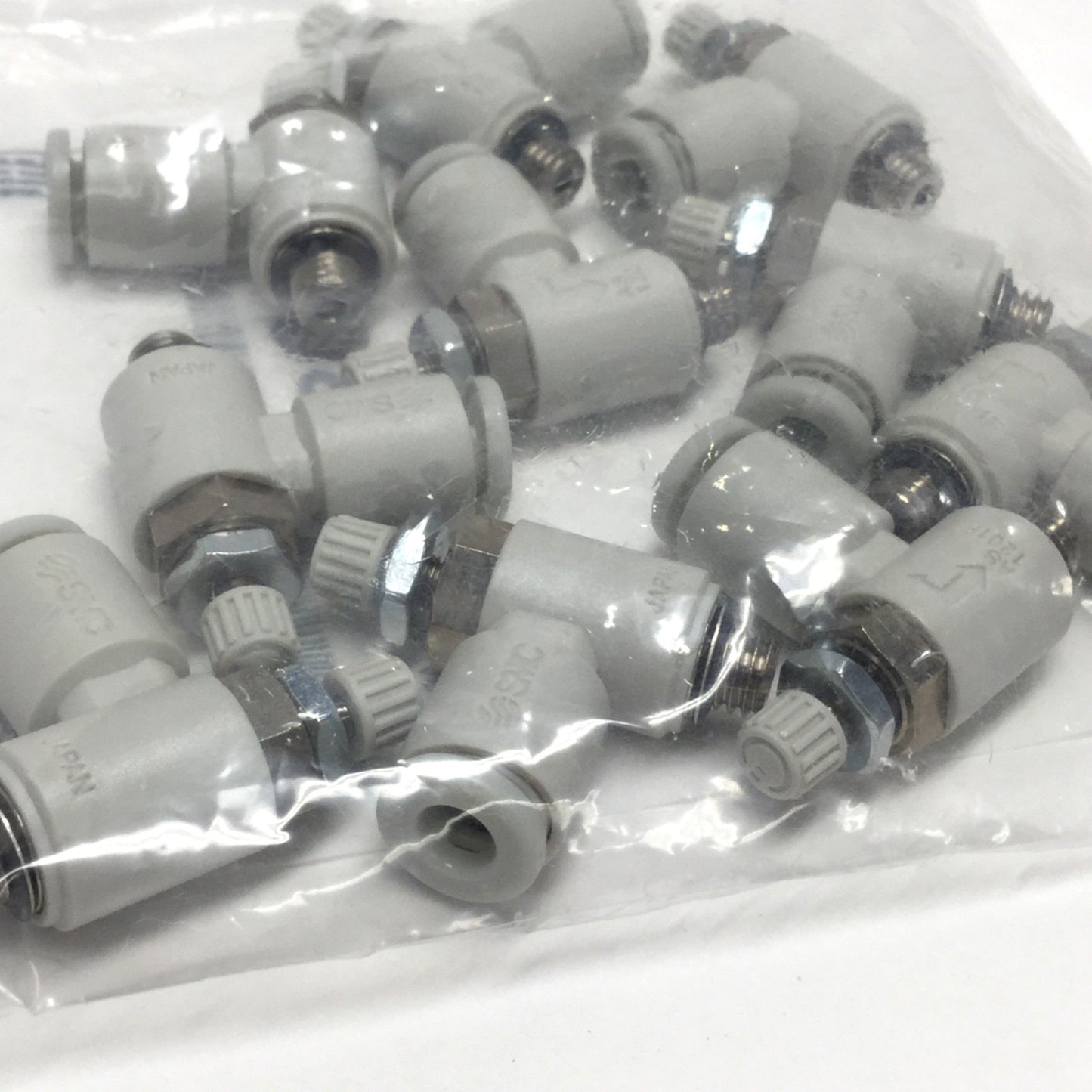 New Lot of 10 SMC AS1201F-M5-04 Elbow Flow Controls, M5x0.8 Thread, 4mm Tubing