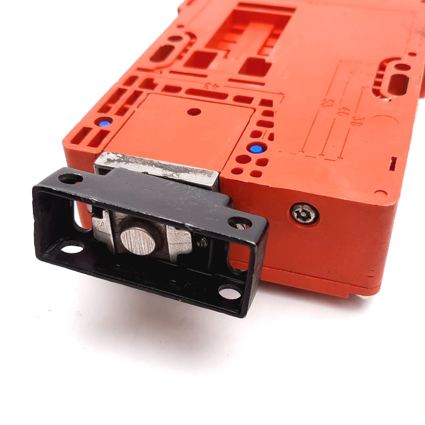 Used Allen Bradley 440G-T27121 TLS-GD2 Guardmaster Safety Interlock Switch, 24VAC/DC