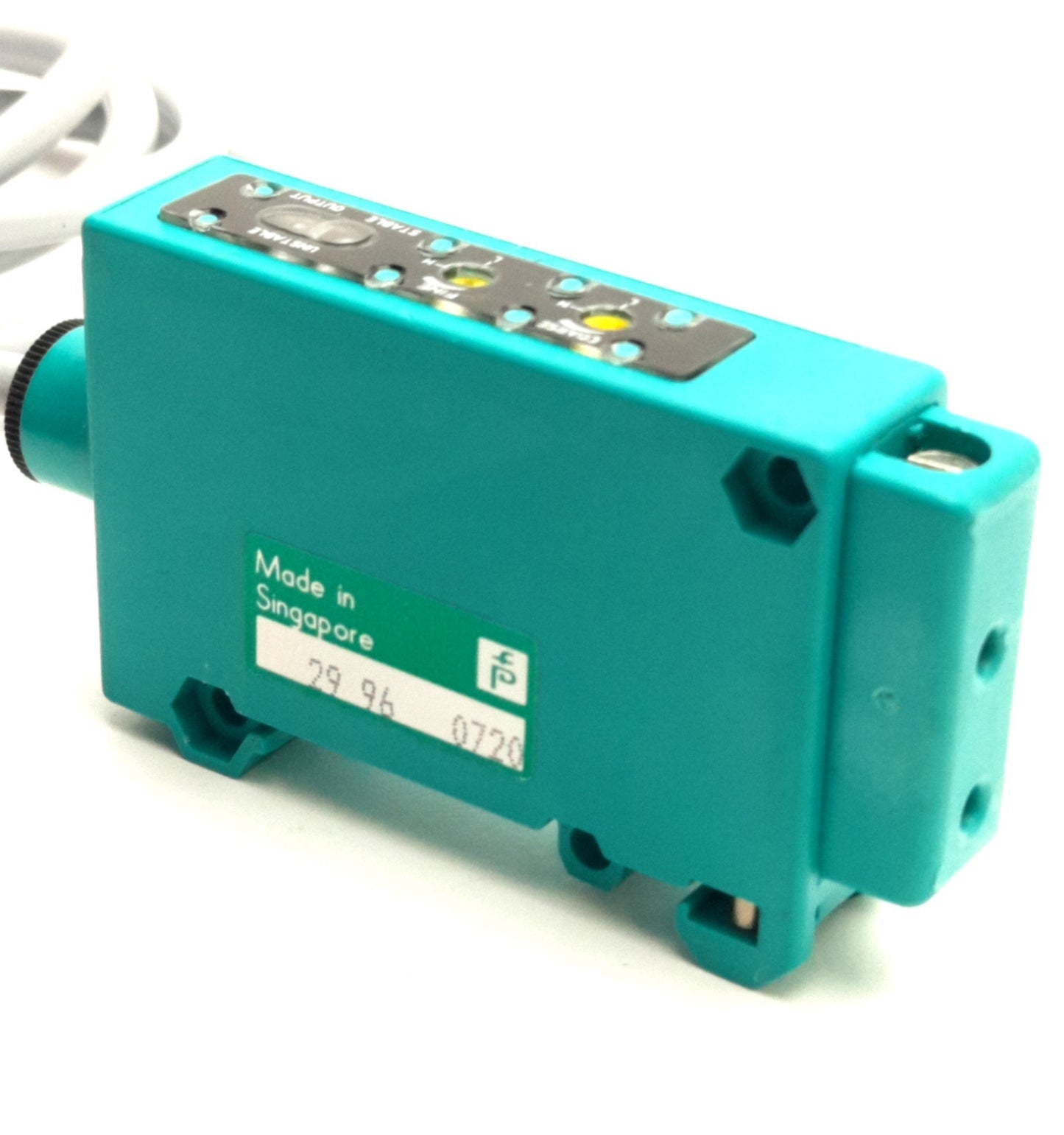 Used Pepperl & Fuchs OB150-F6-E4 Photoelectric Sensor 15-150mm Range, NPN, 10-30V DC