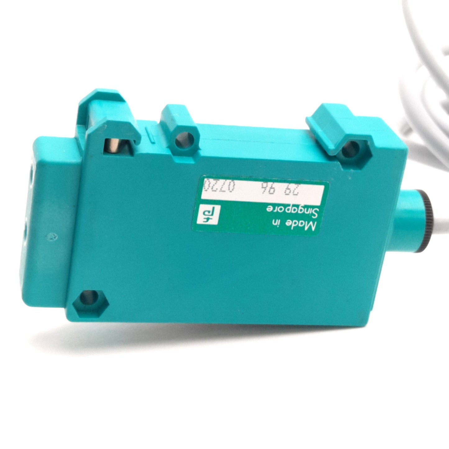 Used Pepperl & Fuchs OB150-F6-E4 Photoelectric Sensor 15-150mm Range, NPN, 10-30V DC