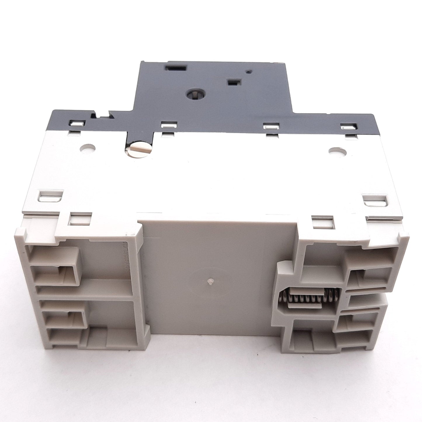 Used ABB MS132-10 Manual Motor Starter, 3-Pole, Range: 6.3-10A, Voltage: 600VAC