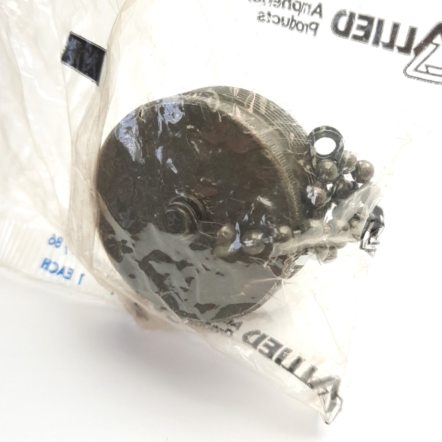 New Amphenol 97-60-28P Circular MIL Spec Tools & Hardware Plug Cover MIL-DTL-5015