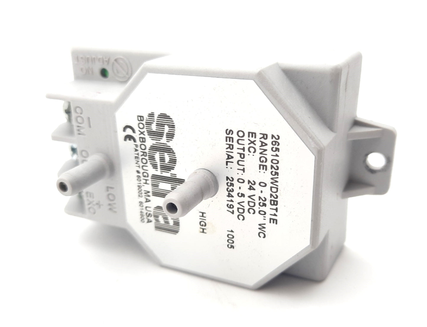 Used Setra 2651025WD2BT1E Low Differential Pressure Transducer 0-25" WC 0-5VDC, 24VDC