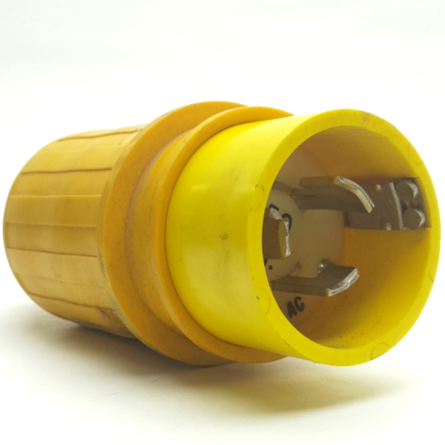 Used Bryant 3763N Twist-Lock Plug, 2-Pole, 3-Wire Grounding, 50A, 250 VDC/600 VAC