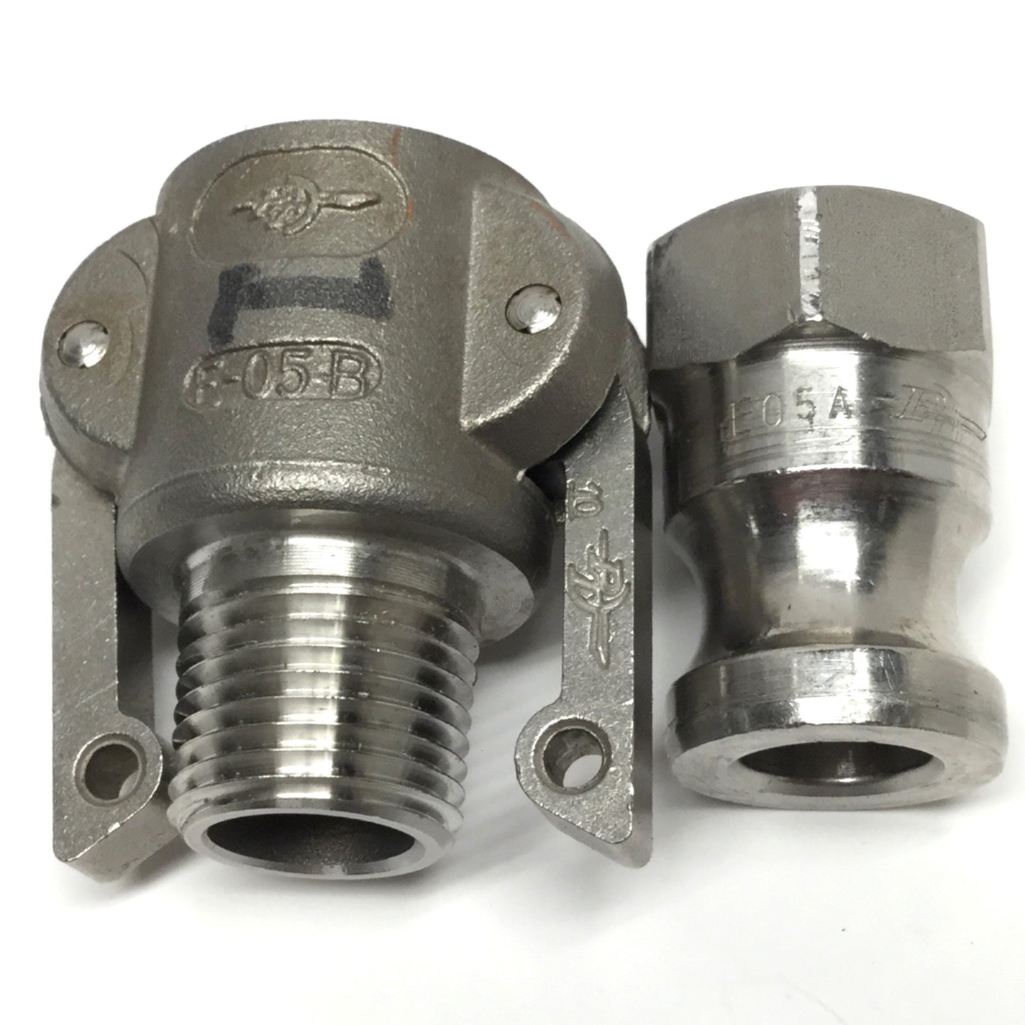 Used PT Coupling E05A & E05B 316 Stainless Cam & Groove Coupler w/ Adapter, 1/2" NPT
